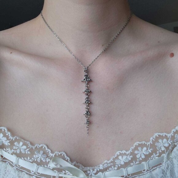 Gothic spiky rosary necklace with a small silver chain ✦ whimsigoth style ✦ - Picture 3 of 8